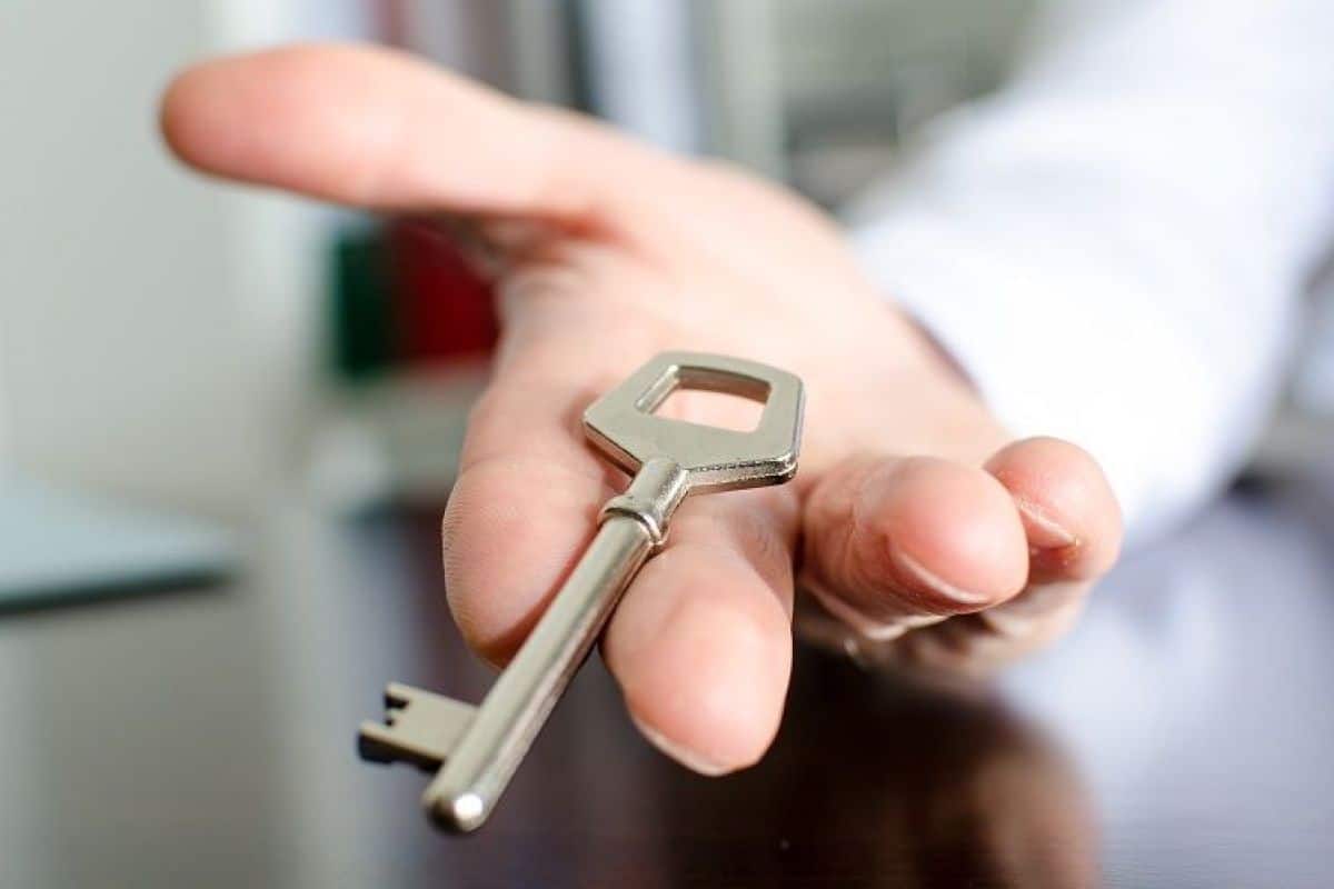 Passaggio di Proprietà Immobile tra Familiari: Cosa Prevede la Legge