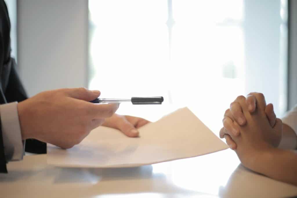  Los documentos que el comprador debe llevar al notario